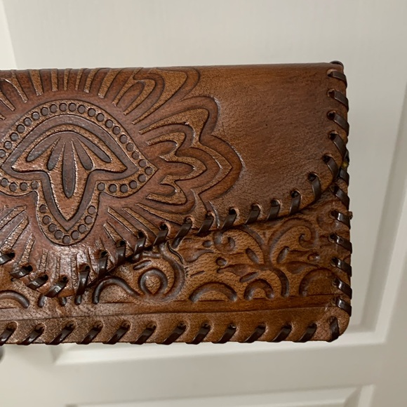 Handmade Genuine Leather Wallet - Picture 9 of 17